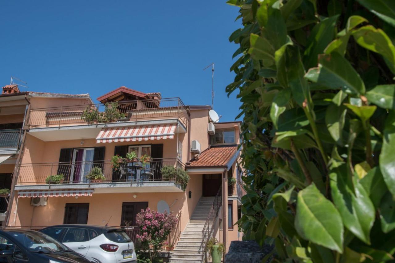 Apartment Gaudeamus Umag Bagian luar foto