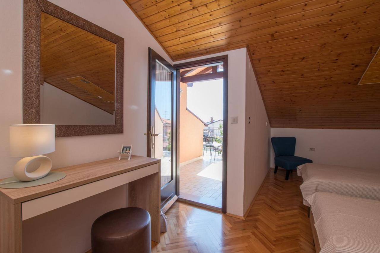 Apartment Gaudeamus Umag Bagian luar foto